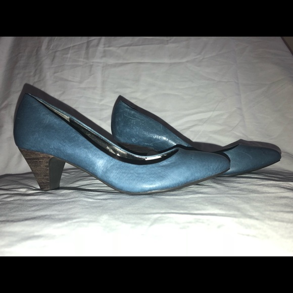 Steve Madden Sadee Blue short heel - Picture 4 of 8
